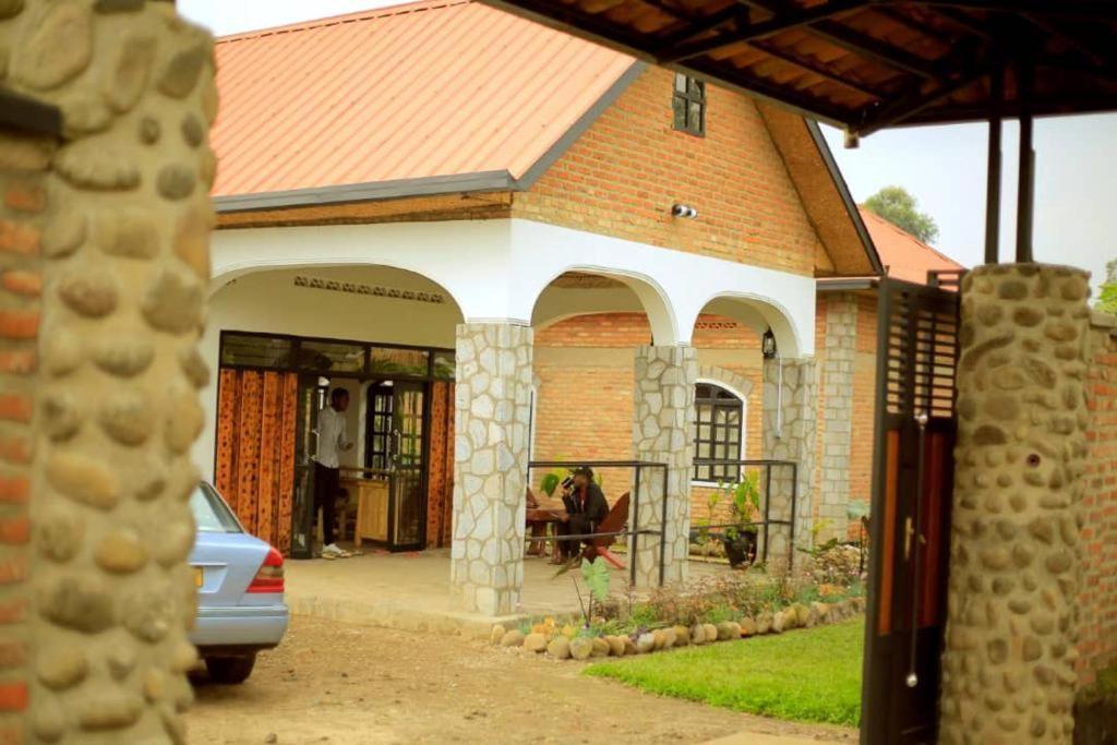 Urugano Virunga Palace Nyarugina Exteriör bild