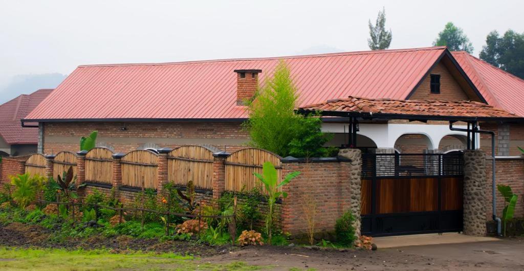 Urugano Virunga Palace Nyarugina Exteriör bild