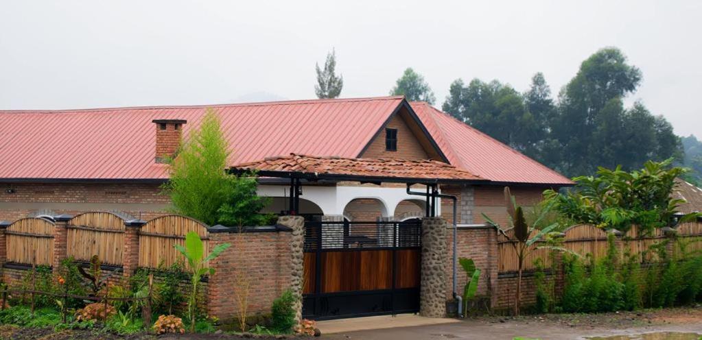 Urugano Virunga Palace Nyarugina Exteriör bild